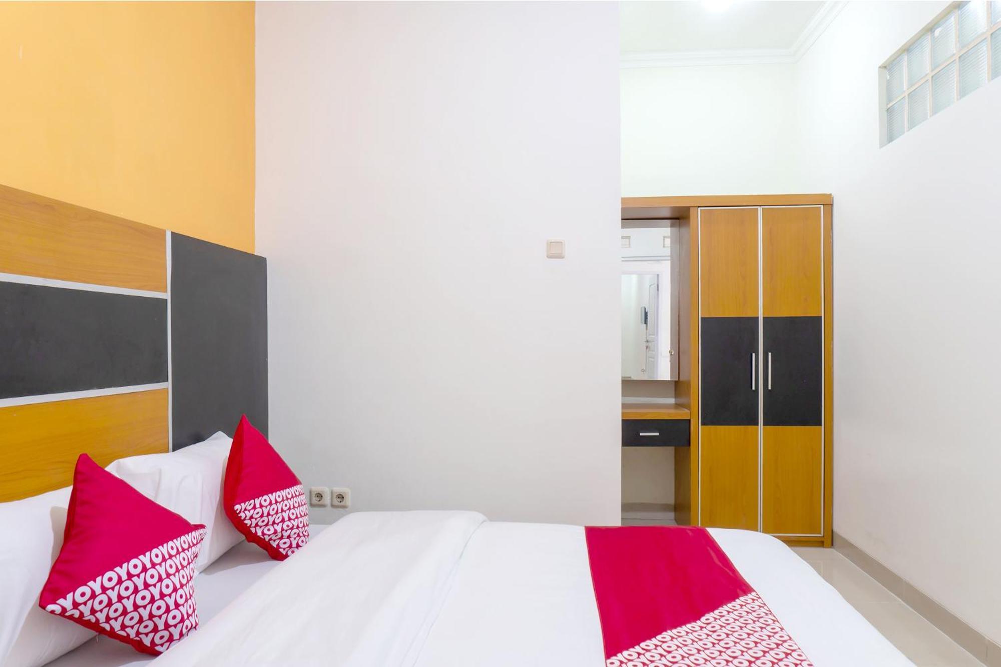 Super Oyo 617 Sukaraja Residence Syariah Bandung Ngoại thất bức ảnh